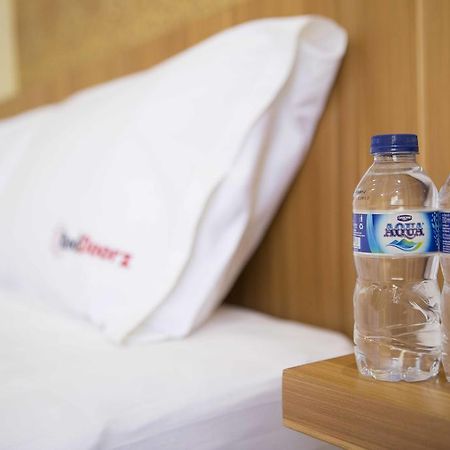 Reddoorz @ Tebet Asem Baris Hotell Jakarta Eksteriør bilde