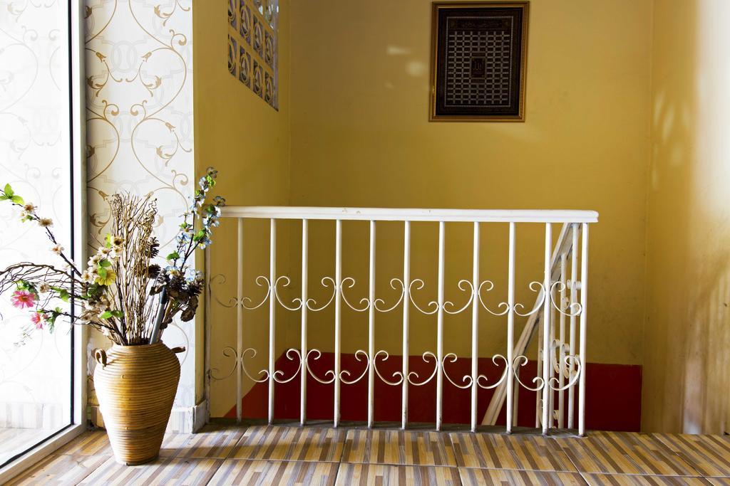 Reddoorz @ Tebet Asem Baris Hotell Jakarta Eksteriør bilde